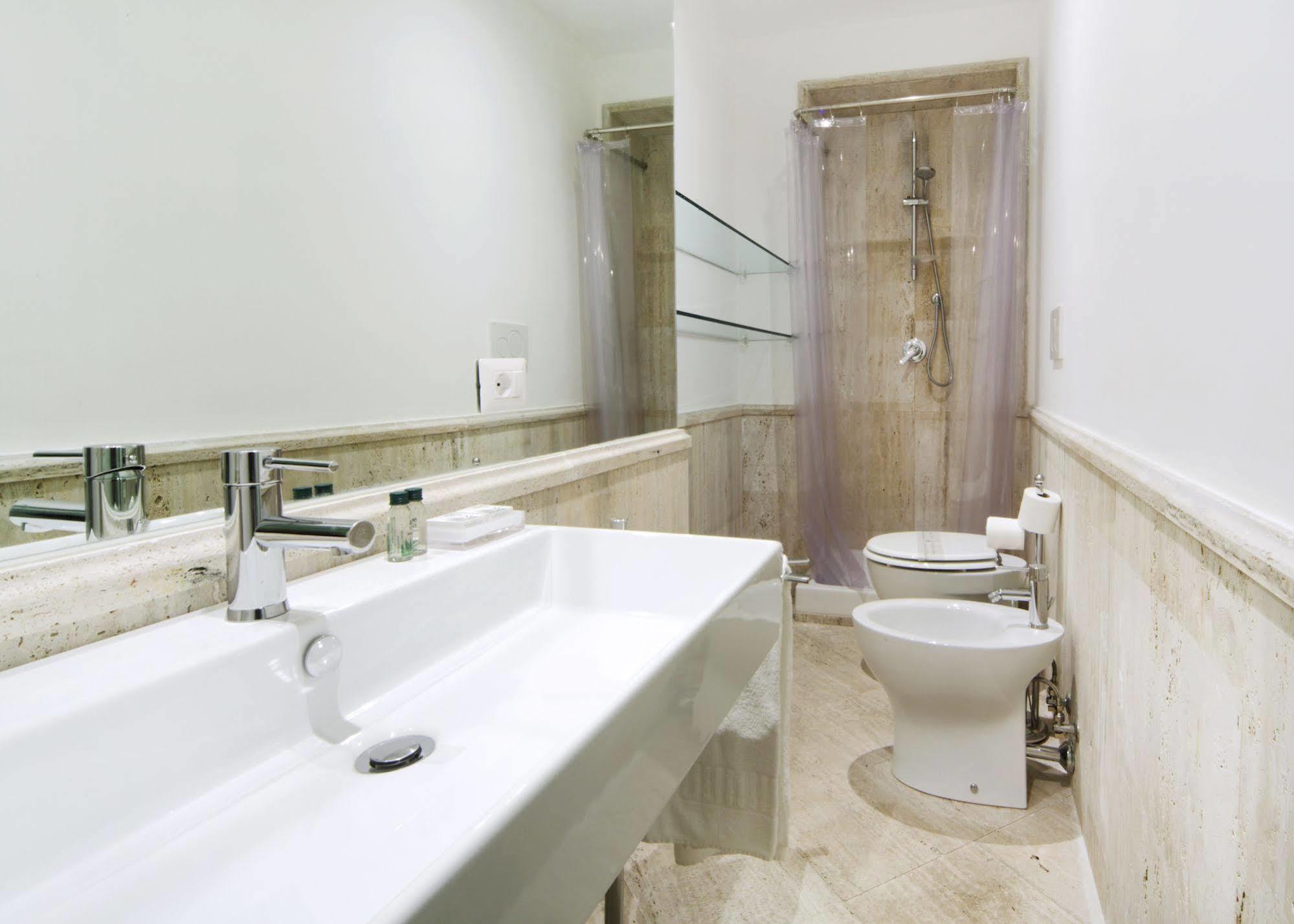 The One Prati Rooms Rzym Zewnętrze zdjęcie