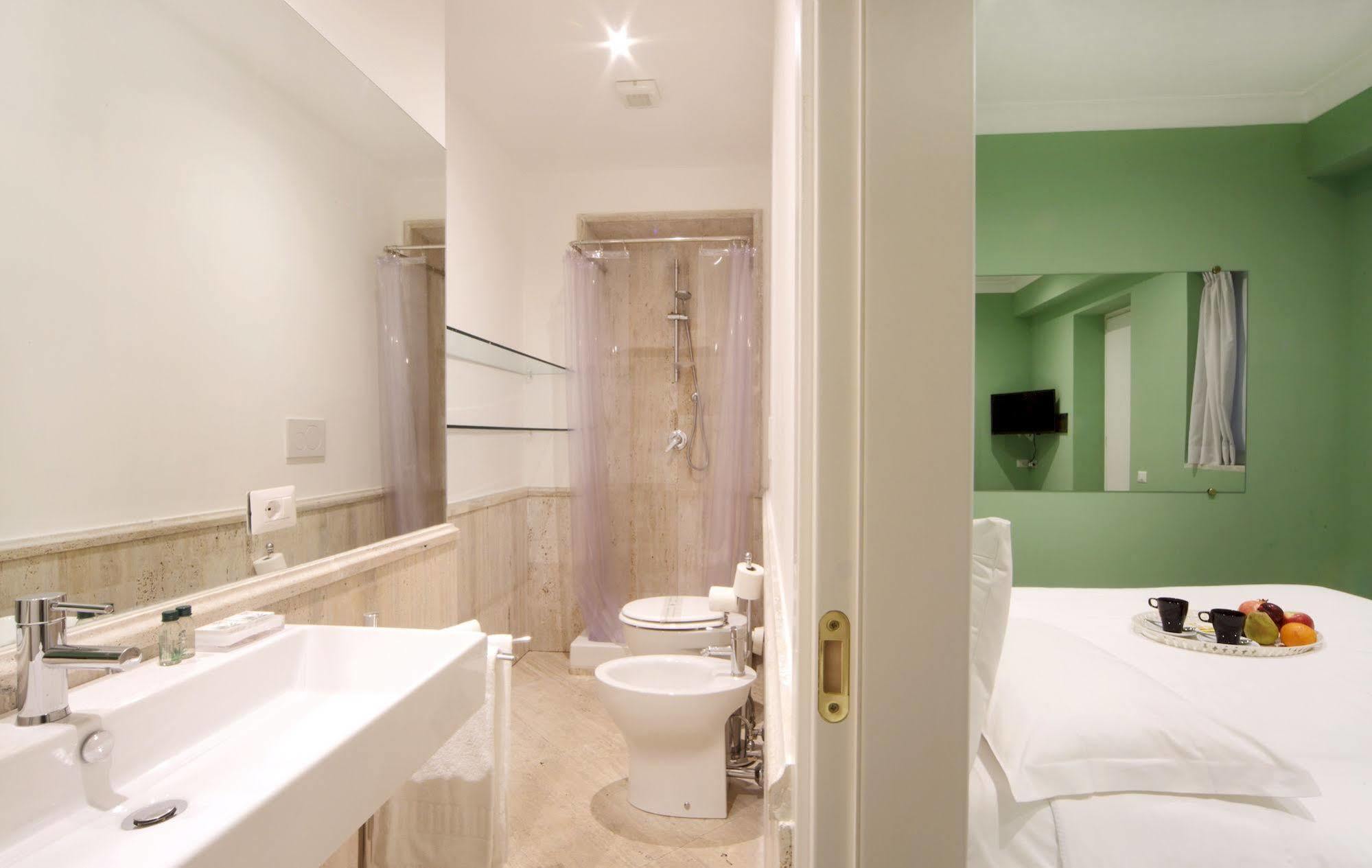 The One Prati Rooms Rzym Zewnętrze zdjęcie