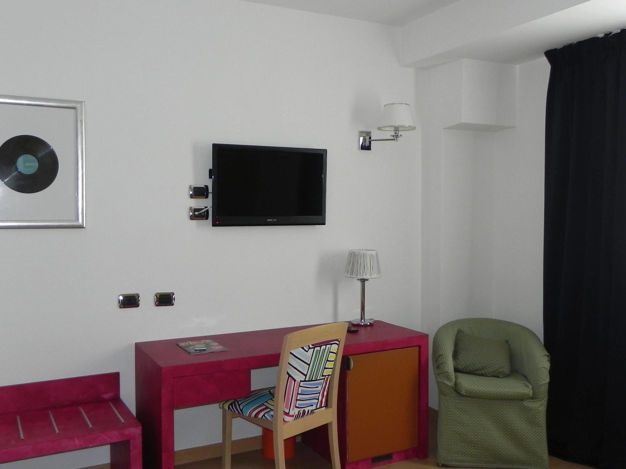 The One Prati Rooms Rzym Zewnętrze zdjęcie